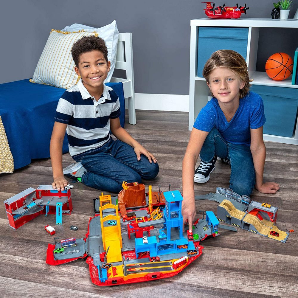 Micro Machines Fire Rescue Expanding Playset