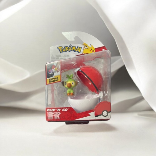 Pokemon Clip 'N' Go - Grookey + Poke Ball