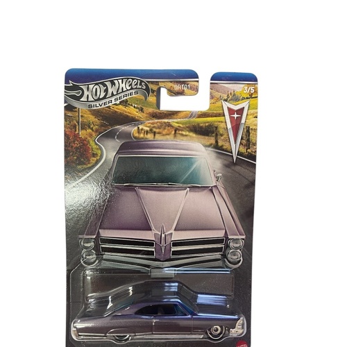 Hot Wheels Silver Series - '65 Pontiac Bonneville3/5
